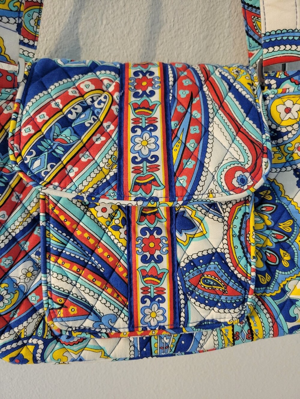 Neve Ben Used New No Tag Vera Bradley Handbag.100% Cotton Fabric - Picture 2 of 11